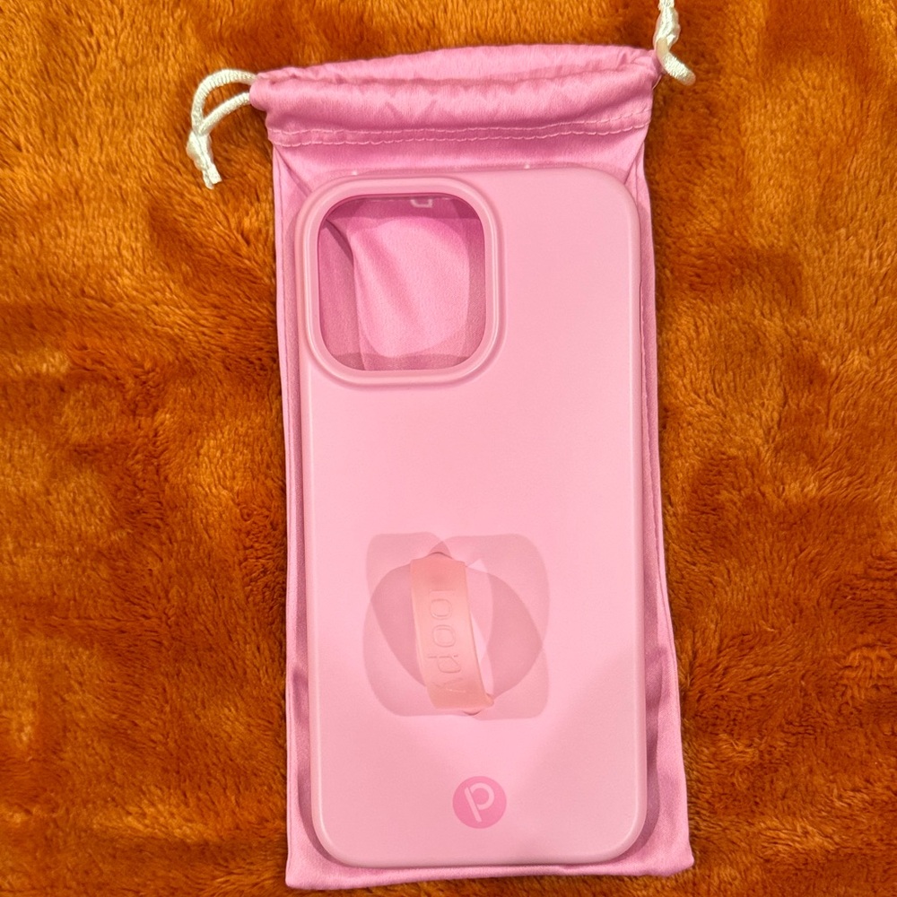 iPhone 15 pro max righty loopy case